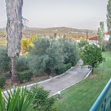 Oasis Olympia Apartments Smila Εξωτερικό φωτογραφία