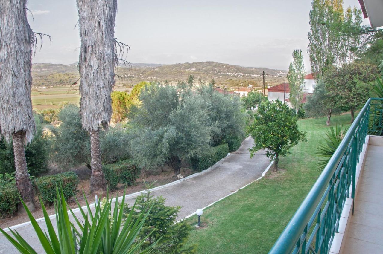 Oasis Olympia Apartments Smila Εξωτερικό φωτογραφία
